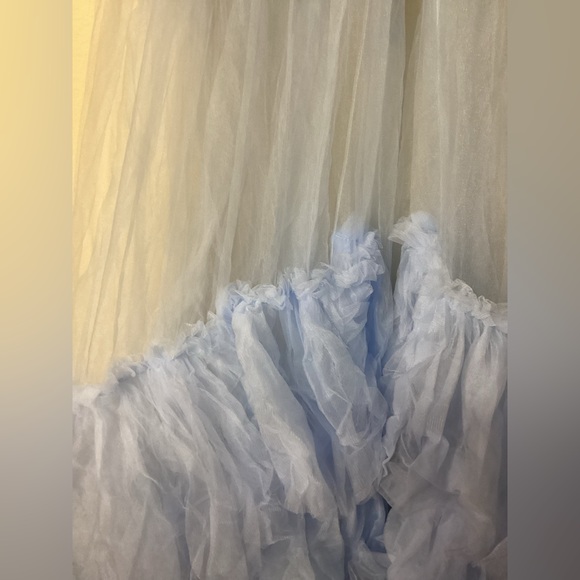 Pregnant photos blue dress size medium - Picture 4 of 11